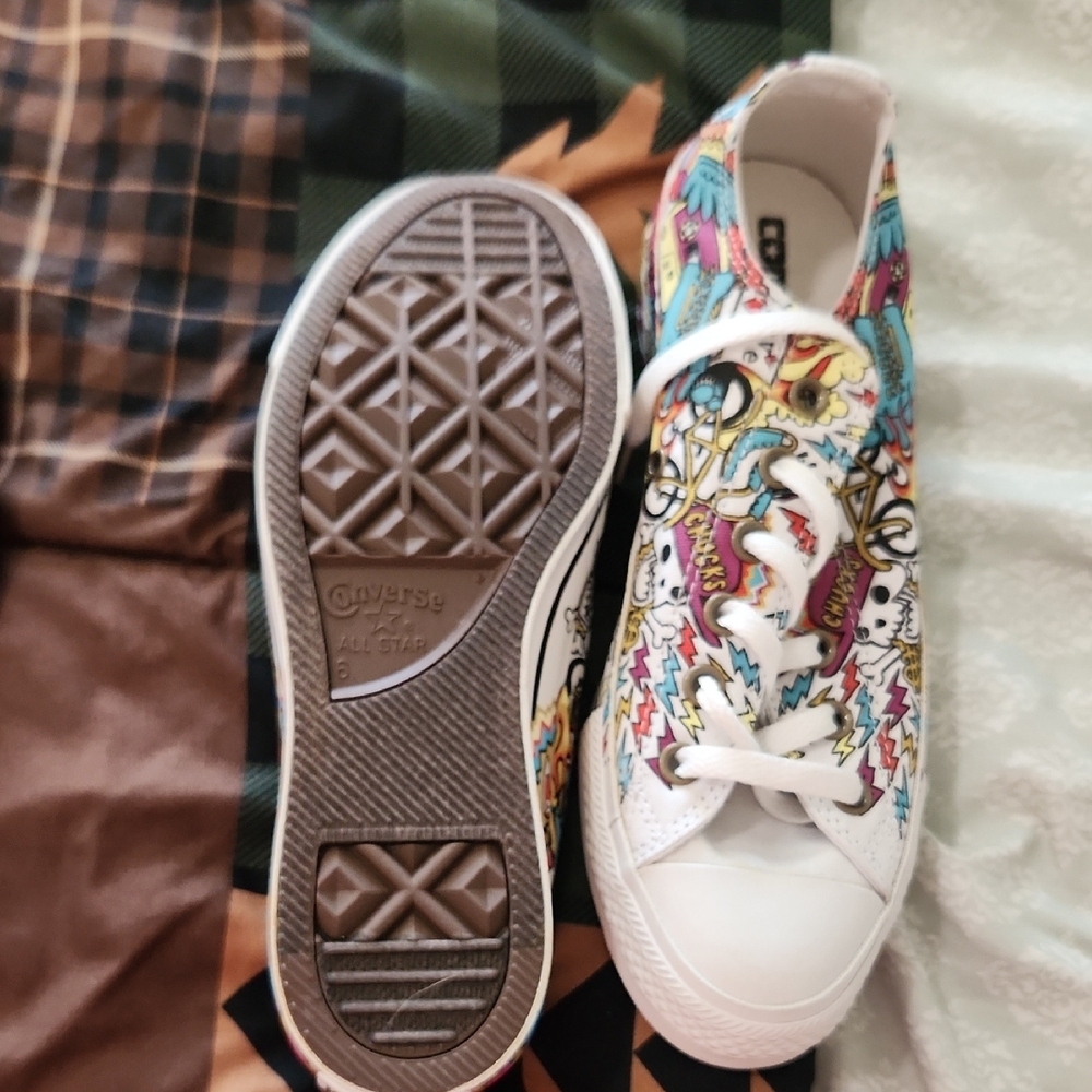 Converse Unisex Colorful Graphic Men 6, Women 8 - Picture 6 of 6